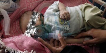 Un bebé fue abandonado dentro de una bolsa en Solano