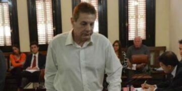 Quién es el hombre al que mataron y tiraron en un baldío de Varela