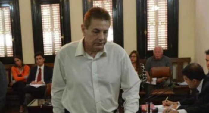 Quién es el hombre al que mataron y tiraron en un baldío de Varela