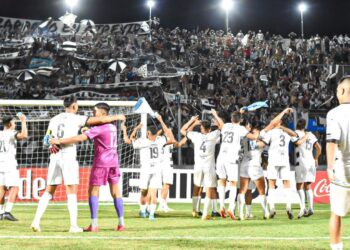 Claypole se pone a punto para enfrentar a Tigre por Copa Argentina