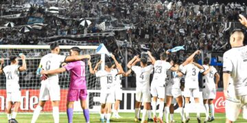 Claypole se pone a punto para enfrentar a Tigre por Copa Argentina