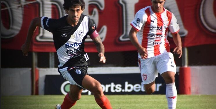 Claypole debutó con una derrota y no pudieron ganar Sanma ni Brown de Adrogué