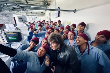 Una empresa de electrodomésticos despidió a 45 operarios y suspendió a otros 70 en plantas del conurbano