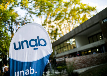 La UNaB abrió la inscripción a cuatro diplomaturas que mejoran la empleabilidad