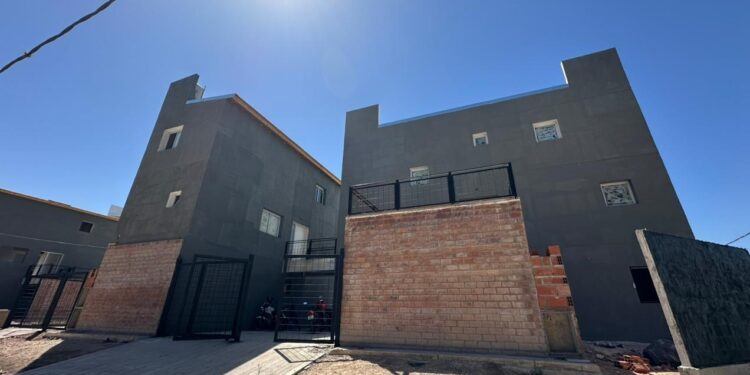 Cómo es el barrio de 120 viviendas que se construye en Don Orione