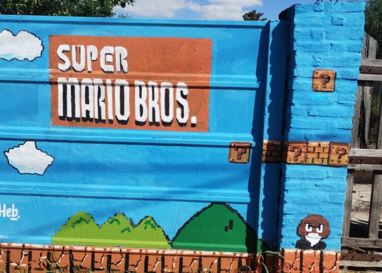 Un mural ochentoso en Longchamps: homenaje a «Súper Mario Bros», en su 40 aniversario