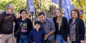 Burzaco: entregaron más de 50 pares de lentes a vecinos de Brown