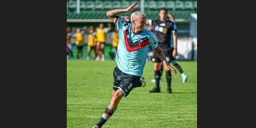 Sanma goleó en Burzaco y el Tricolor se trajo un triunfazo de su visita a Laferrere