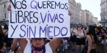8M: Entre las cifras nacionales y los femicidios que impactaron en Brown