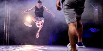 El campeón de freestyle de Burzaco: sus inicios en el club de barrio, la presión de su padre y su paso por Lanús y Temperley