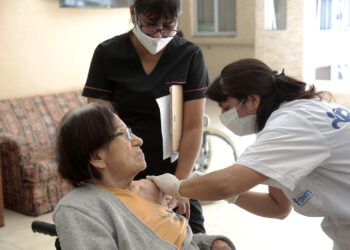 Brown avanza con la campaña de vacunación antigripal