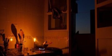 Fallo contra EDESUR: deberá pagar más de $1.600.000 a una familia de Longchamps por dejarla 62 días sin luz