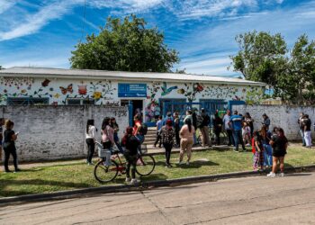 El municipio impulsa nuevos cursos y talleres en Burzaco, Malvinas, Don Orione y Mármol