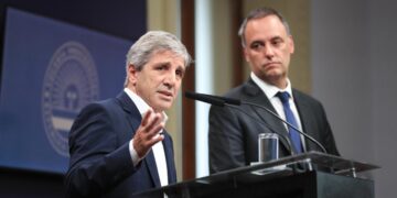El Gobierno recortó 5000 millones de pesos en tratamientos contra el cáncer