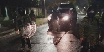 Los nuevos móviles y efectivos ya realizan operativos de prevención en Calzada, Glew y Longchamps