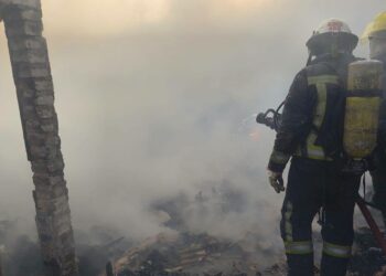 Se incendiaron un taller en Burzaco y una casa en José Mármol