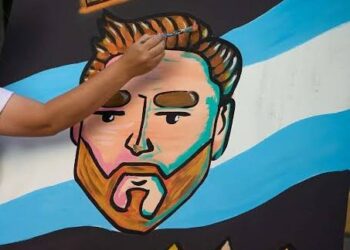 Adrogué: organizan un taller de arte gratuito para que los chicos armen máscaras de la Selección