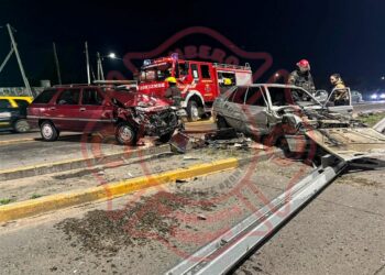 Fin de semana con un fuerte choque en Claypole y vuelcos en Burzaco y Temperley
